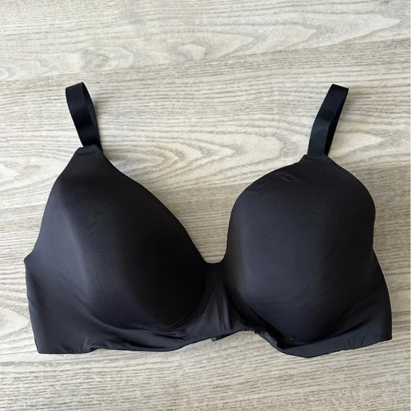 H&am Black and Nude Cup Nursing Bras Bundle 38D - Picture 2 of 12